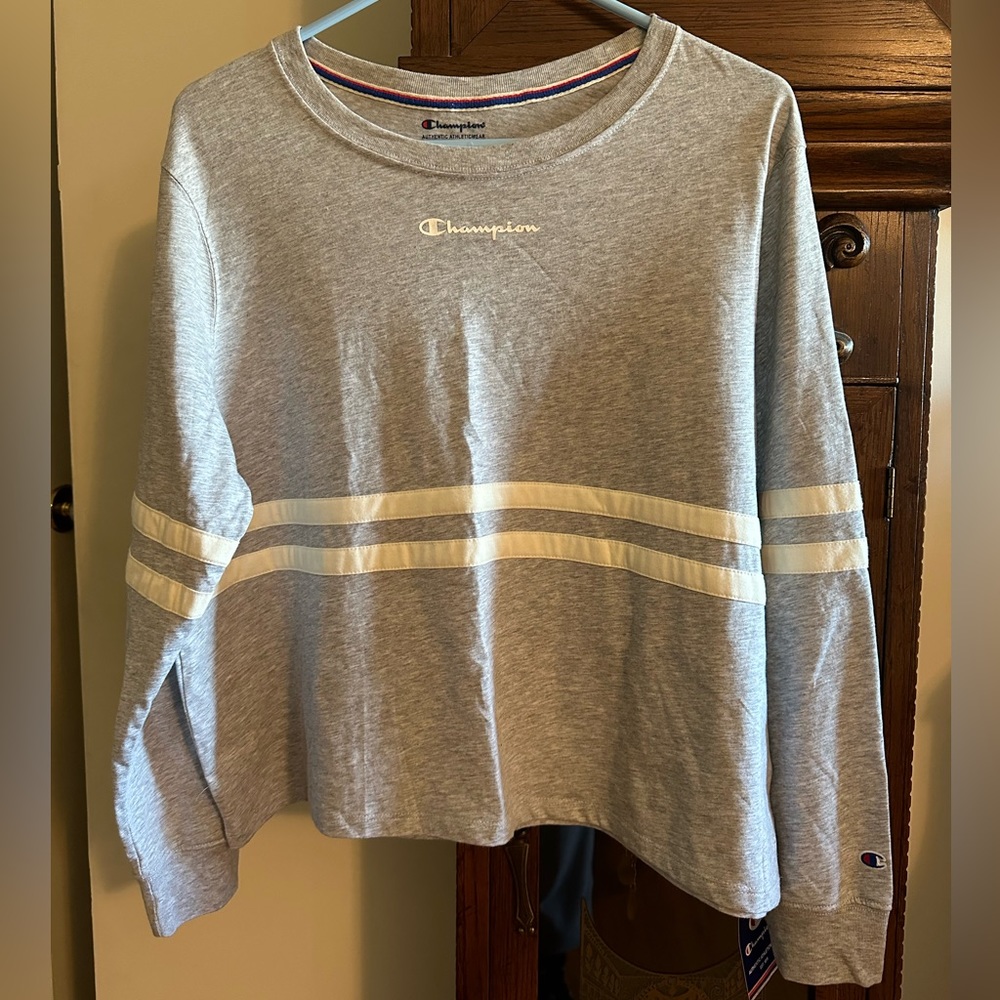 Champion Size XL Long-Sleeve T-Shirt
